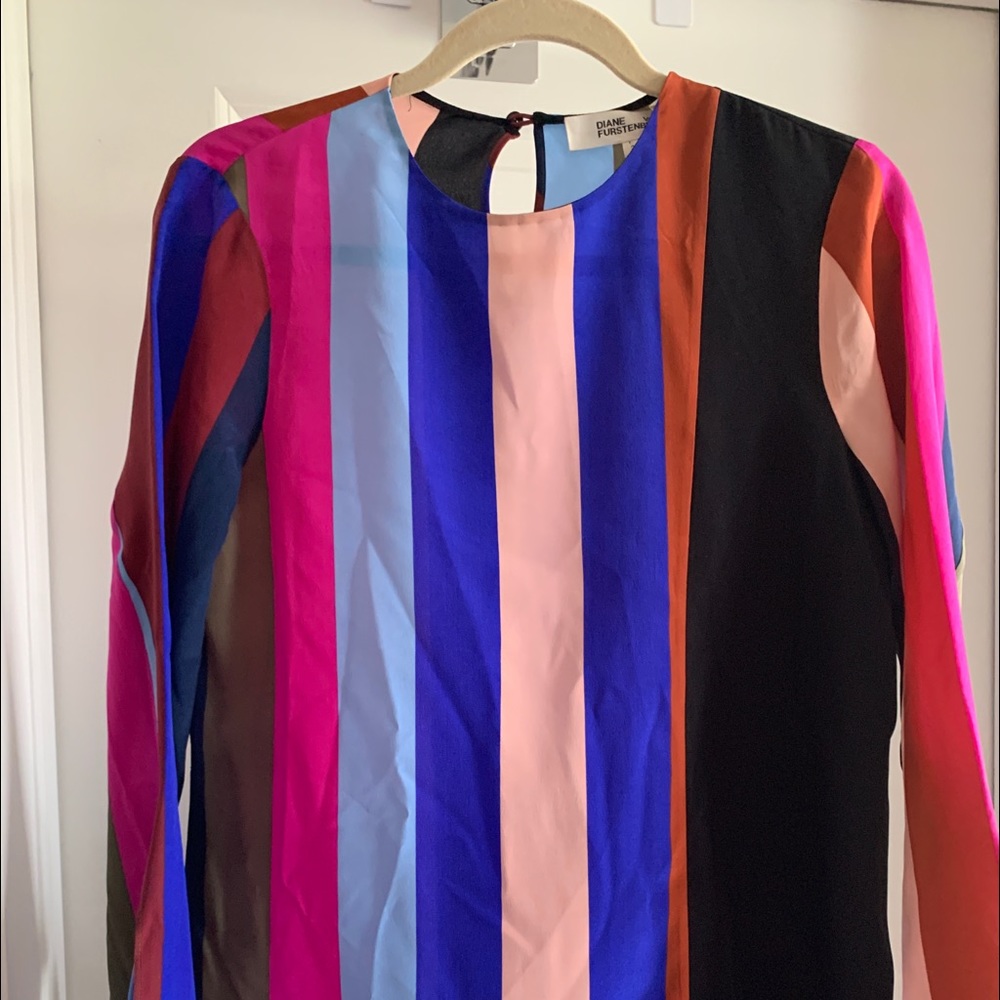 NWOT DVF Striped Silk blouse, size 2 - Picture 7 of 7